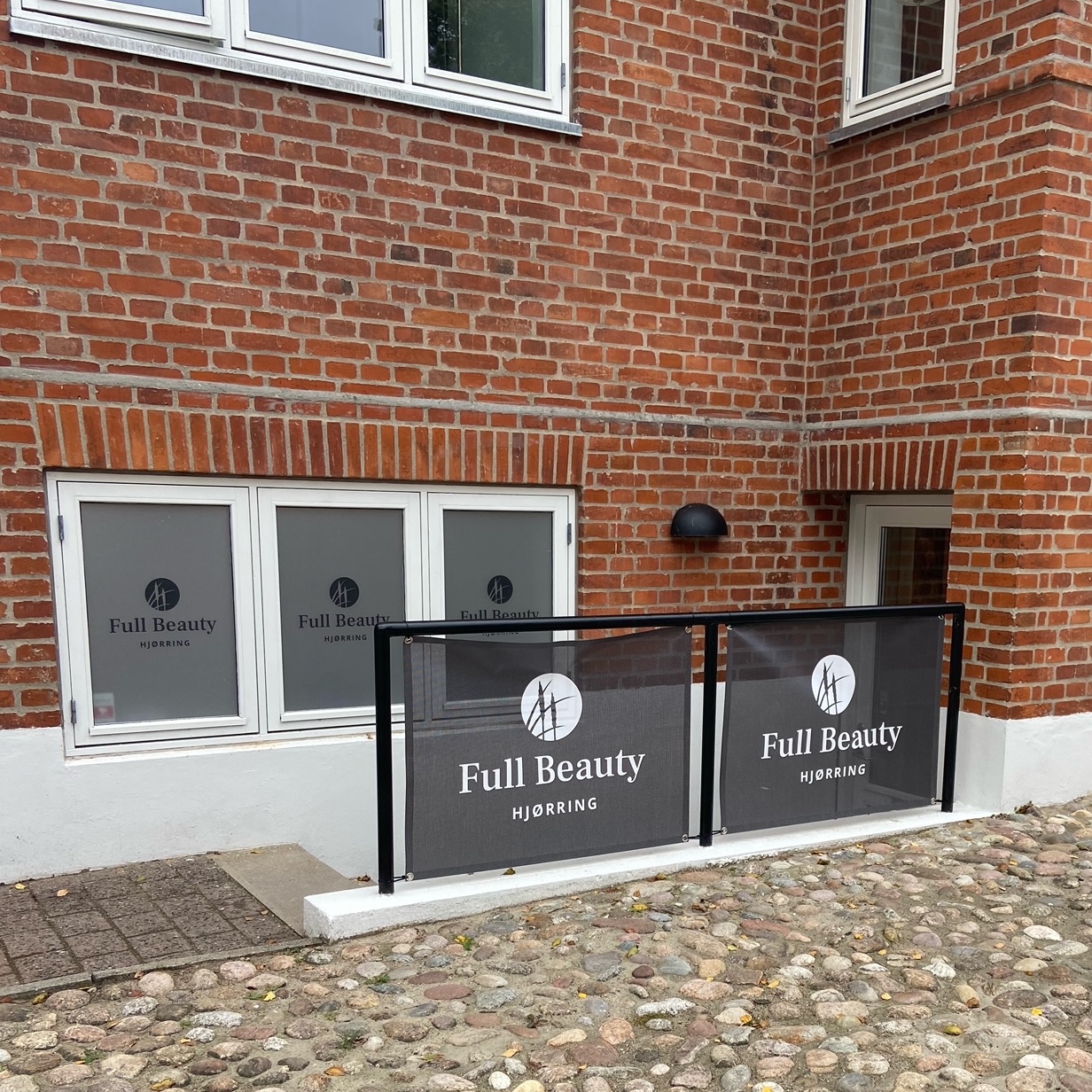 Facade Hjørring Permanent hårfjerning og fedtfrysning - Aalborg SV - Full Beauty